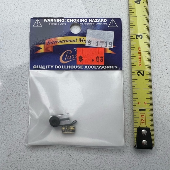 Vintage Dollhouse Miniature Camera with Kodak Film - Picture 7 of 7